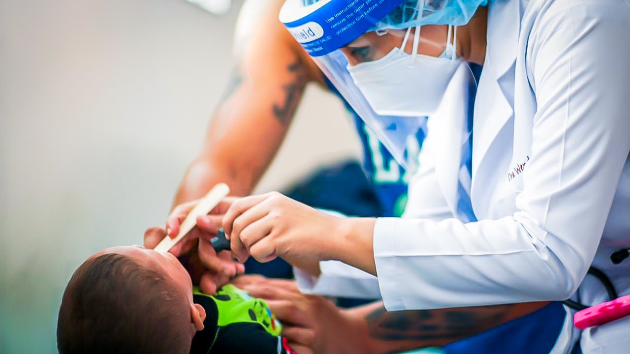 despacho-de-la-primera-dama-coordina-atencion-integral-de-salud-a-primera-infancia-en-albergues